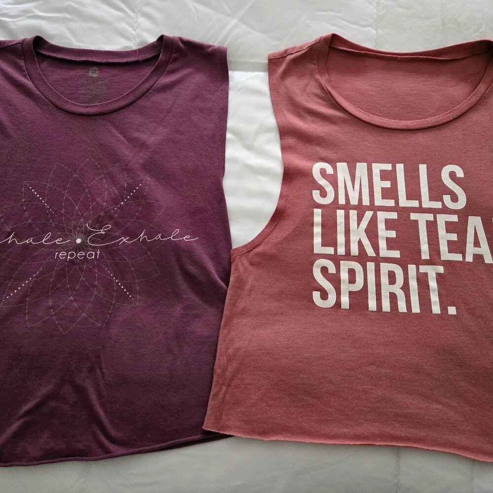 Cropped Yoga Tank Bundle - 2 motto tanks - Size Medium - Pink/purple